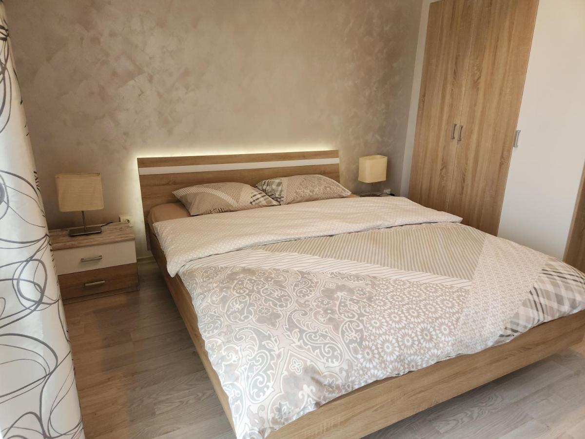 Airport Apartment Otopeni Dış mekan fotoğraf